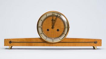 BORDUR, Hermle, Schwebe Anker, 1900-talets mitt.