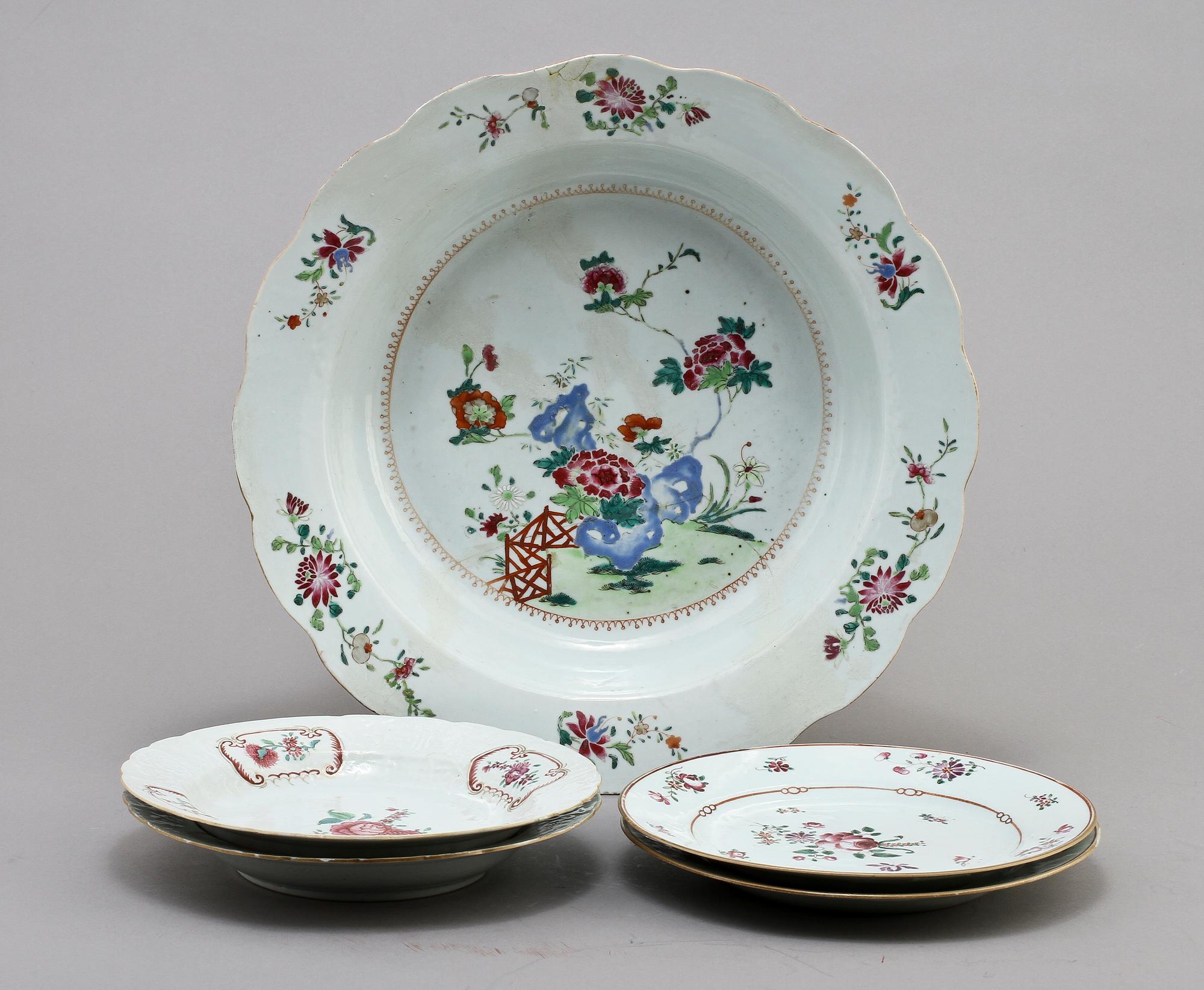 TALLRIKAR, 4 st samt FAT, porslin, Kina, 1700-tal.