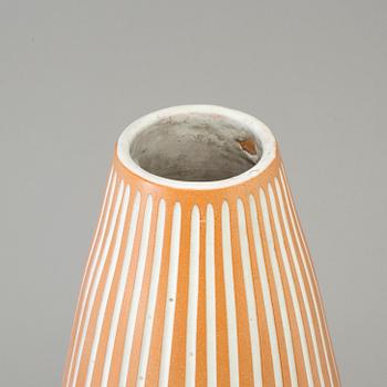 INGRID ATTERBERG, golvvas, "Inca", lergods, Uppsala-Ekeby. 1947-1953.