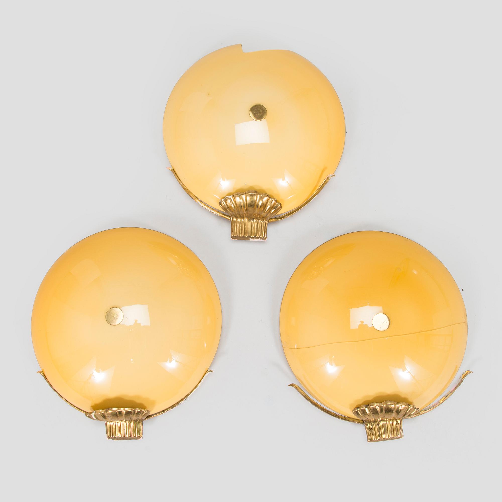 Vägglampor, 3, st,  beställningsarbete Idman 1943.