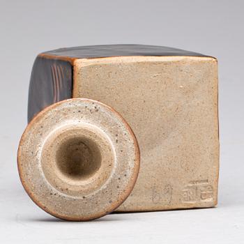 A Bernard Leach stoneware jar and cover, St Ives, England.