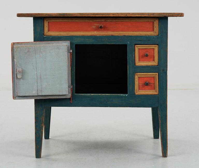 MÖSSBORD, 1800-tal.