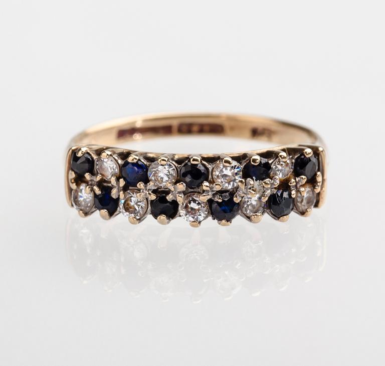 RING, 18 k guld med safirer briljantslipade diamanter ca 0.25 ct. Brittiska stämplar. Vikt ca 2 g.