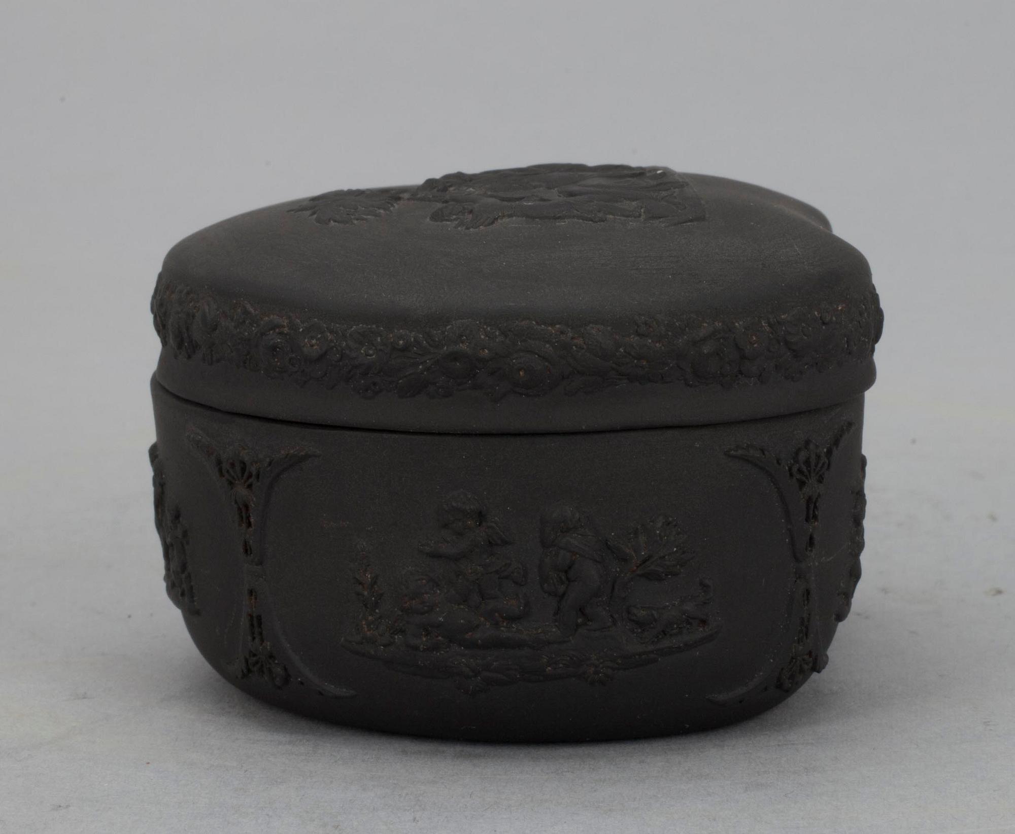 DOSA, Wedgewood, Black basalt ware, 1800-talets första hälft.