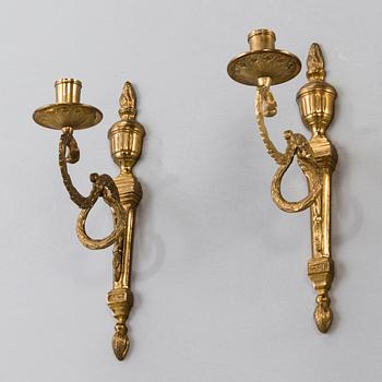 SEINÄLAMPETTIPARI, messinkiä, "Törne", Ikean 1700-luvun sarjaa, 1990-luku.