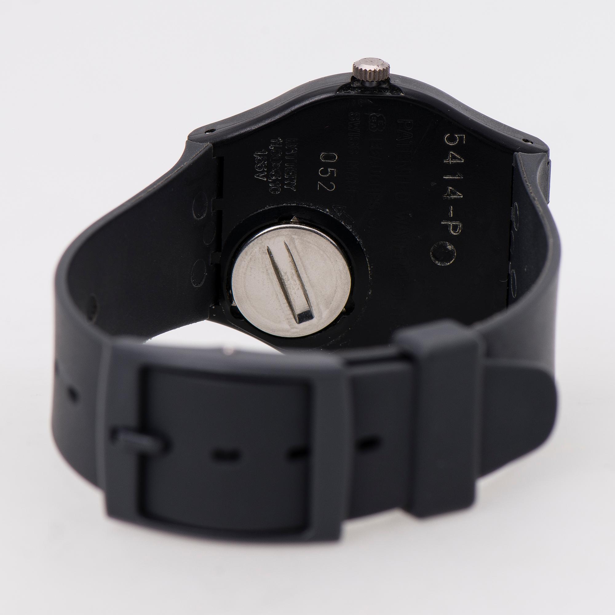 ARMBANDSUR 4 ST, SWATCH, två herr och två damur 1980-tal.