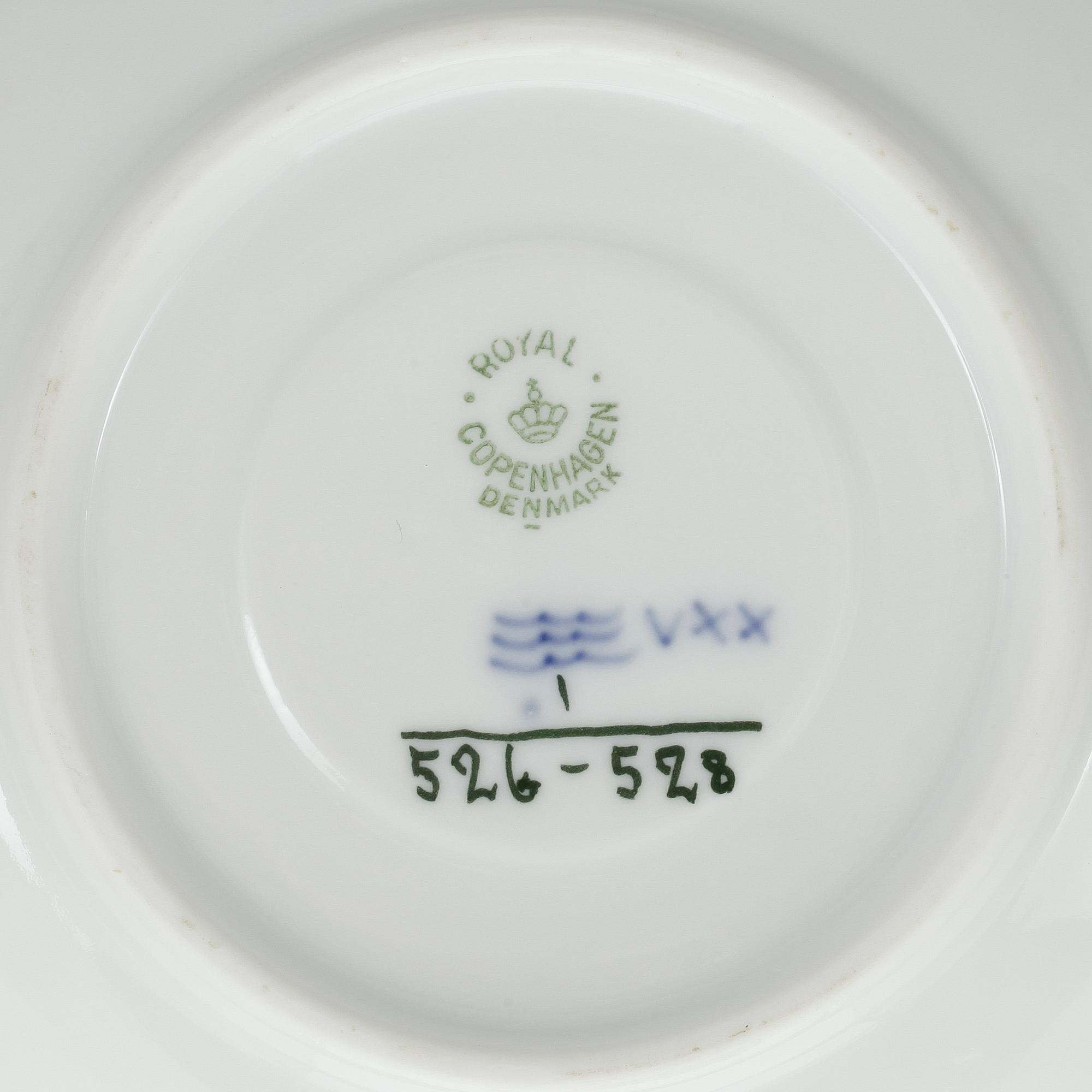 KAFFEKOPPAR, 16 st, "Musselmalet", Royal Copenhagen, Danmark, 1900-tal.