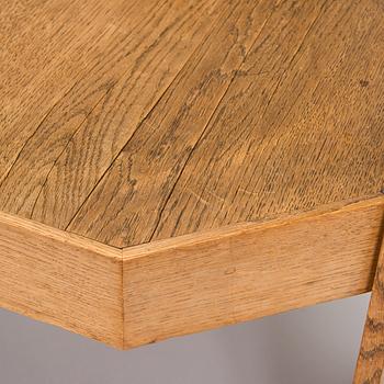 Eliel Saarinen, nojatuoli, Valtion Rautatiet, 1920-luku.