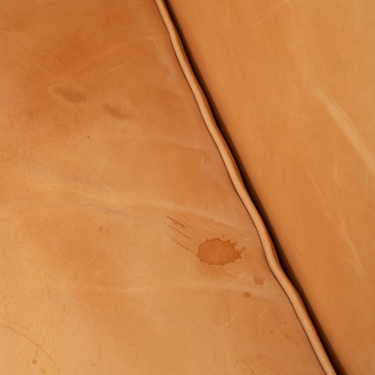 Kaare klint & Edvard Kindt-Larsen, a pair of "Mix 4396" armchairs, Rud Rasmussenm Denmark.