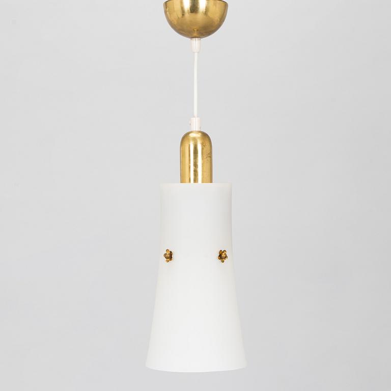 Paavo Tynell, taklampa, modell 51140, Idman 1950-tal.