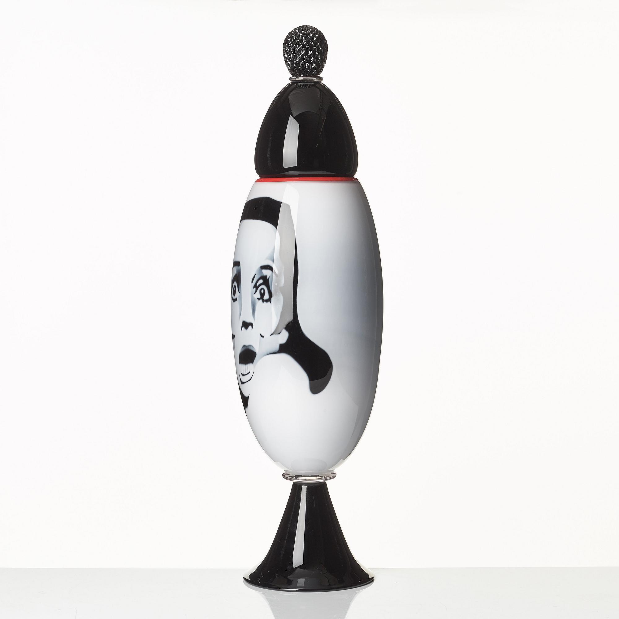 AKTAS Artglass, pokal med lock, "Goblet No 7", graal, Peter Hermansson och Micke Johansson, 2010, unik.
