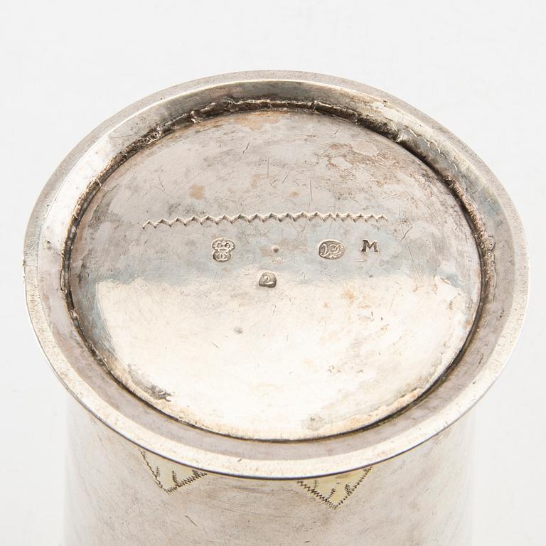 Casimir Friedrich Meidt, bägare, delvis förgyllt silver, Karlskrona 1712. Karolinsk.