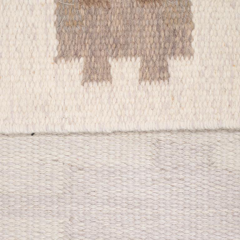 A carpet, double weave, ca 235-237 x 165-166 cm, signed ML (according to the owner Margareta Lundahl).