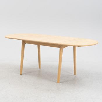 Hans J Wegner, an oak dining table model 'CH002' Carl Hansen & Søn, Denmark.