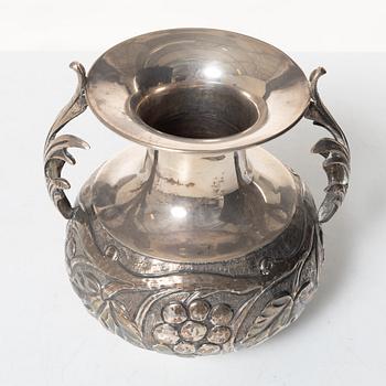 Vase with handles, silver, second half of the 20th century.