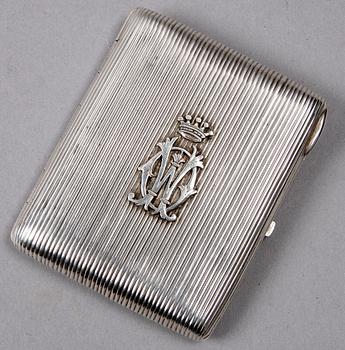 CIGARETTETUI, silver, Ryssland, 1908-1917.