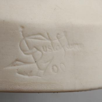 FIGURINER, 2 st, parian, Gustafsberg, 1900-talets första del.