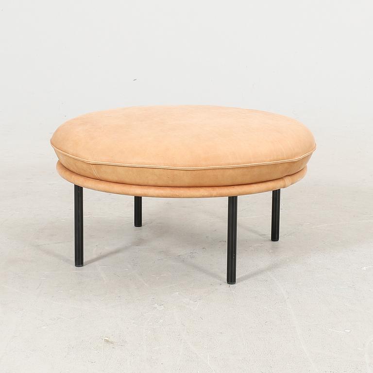 Andreas Engesvik, a Tiki leather sofa and stool for Fogia 21st century.