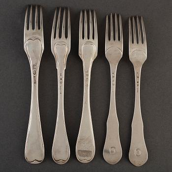 5 silver forks, among others Jonas Elg Västerås 1792. One with Posse family crest.