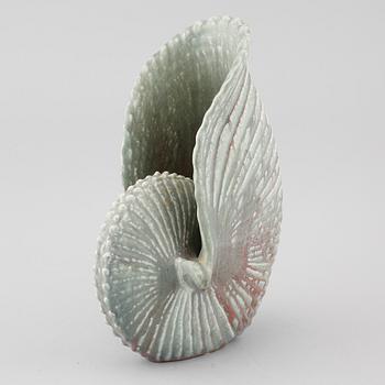 GUNNAR NYLUND, a stoneware shell for Rörstrand.
