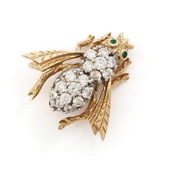 Brooch in the shape of a bee, 14K gold with brilliant-cut diamonds.