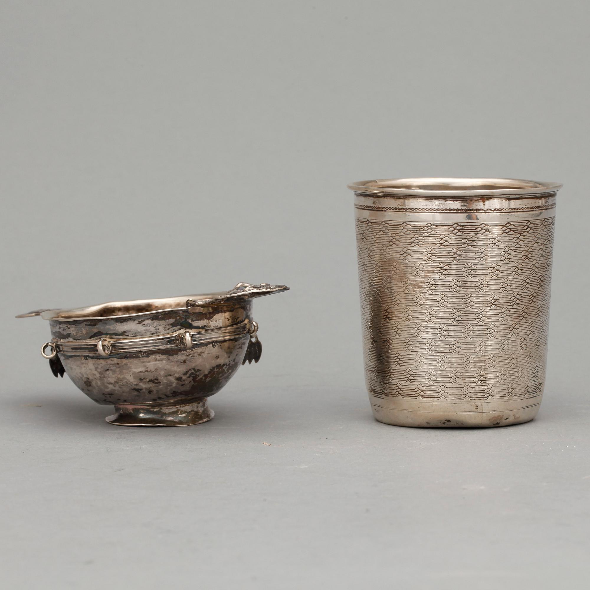 BÄGARE OCH KÅSA, silver, bla Nils Öhstedt, Piteå. 1800-tal. Tot ca 112 gram.