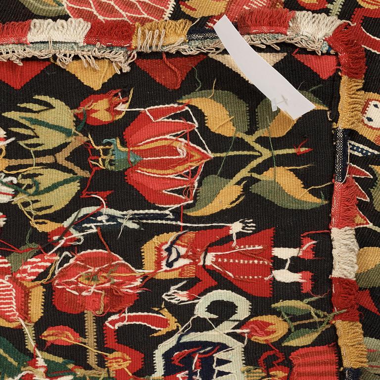 CARRIAGE CUSHION. Tapestry weave. "Urnor och par". 50,5 x 103 cm. Southern Scania, Sweden, 19th century.