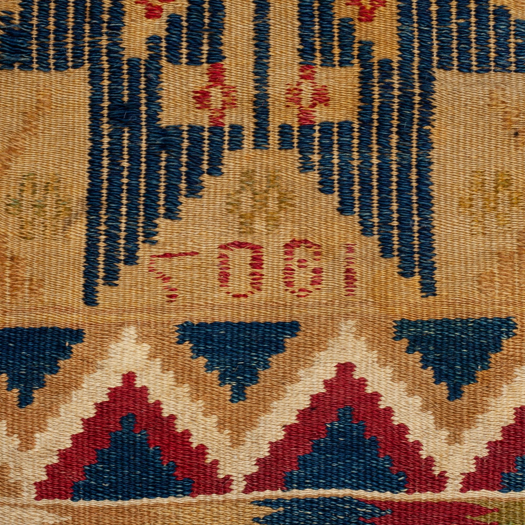 A BED COVER AND A FRAGMENT, flat weave, ca 214,5 x 117,5 cm  and ca  126 x 53 cm, Scania the 19th century.