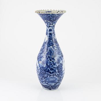 A large blue and white Japanese vase, Meiji period, circa 1900.