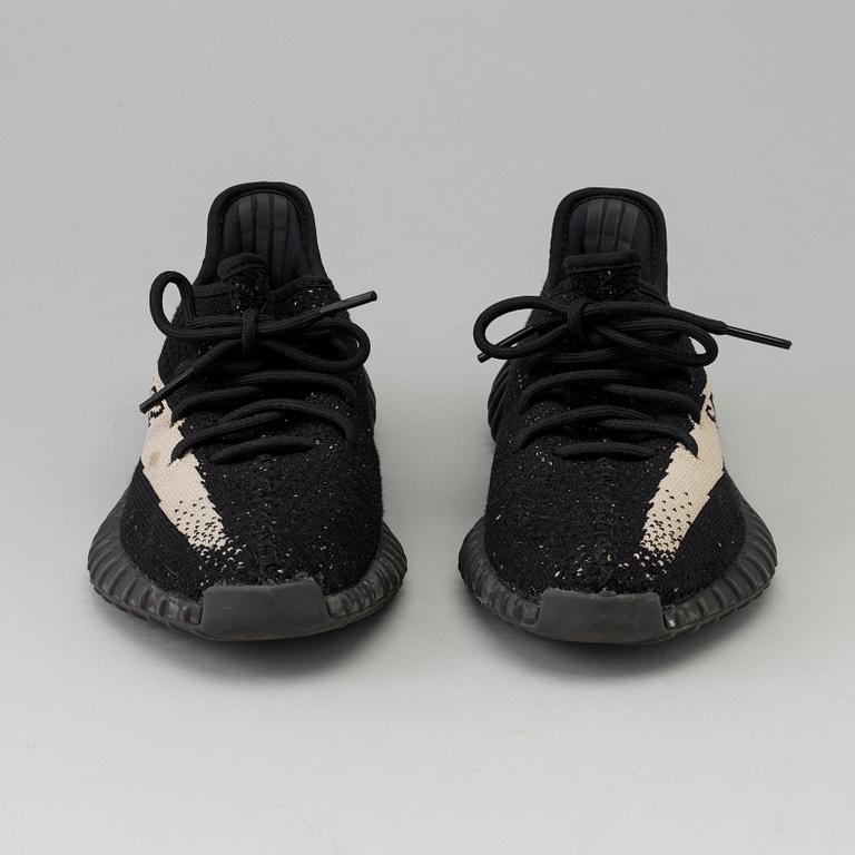 Adidas Yeezy Boost 350 V2 Core black white "Oriol".