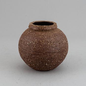 GUNNAR NYLUND, a stoneware vase, Rörstrand Lidköping, 1940s.