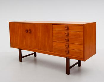 SIDEBOARD, 1970-tal.