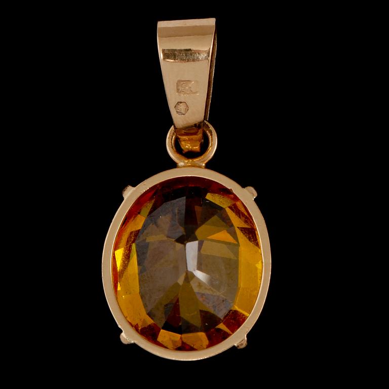 HÄNGE, 18k guld samt fasettslipad citrin, Borås, 2000-tal. Vikt 7 g.