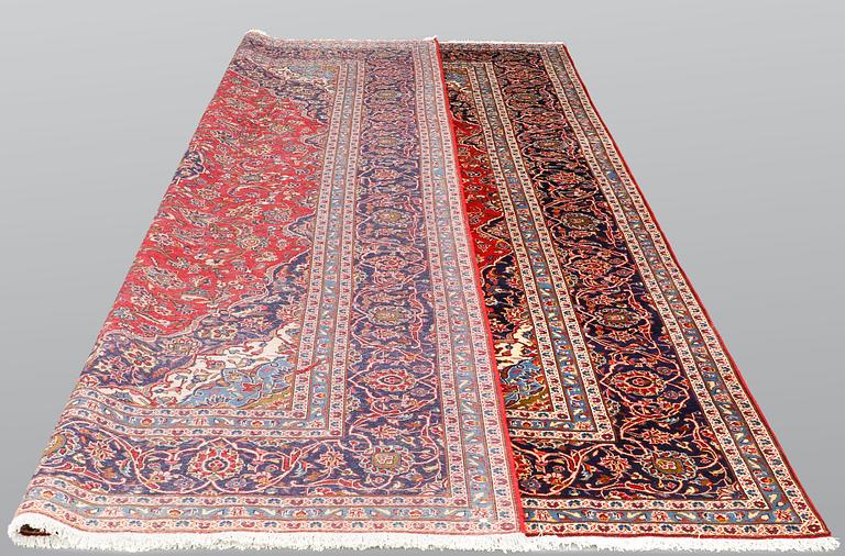 Matta, Keshan, ca 410 x 295 cm.