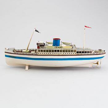 A tinplate Fleischmann steam liner, Germany, 1950s.