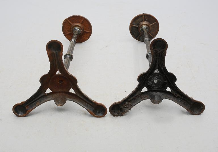 CAFÉBORDSUNDERREDEN, ett par, 1900-tal.