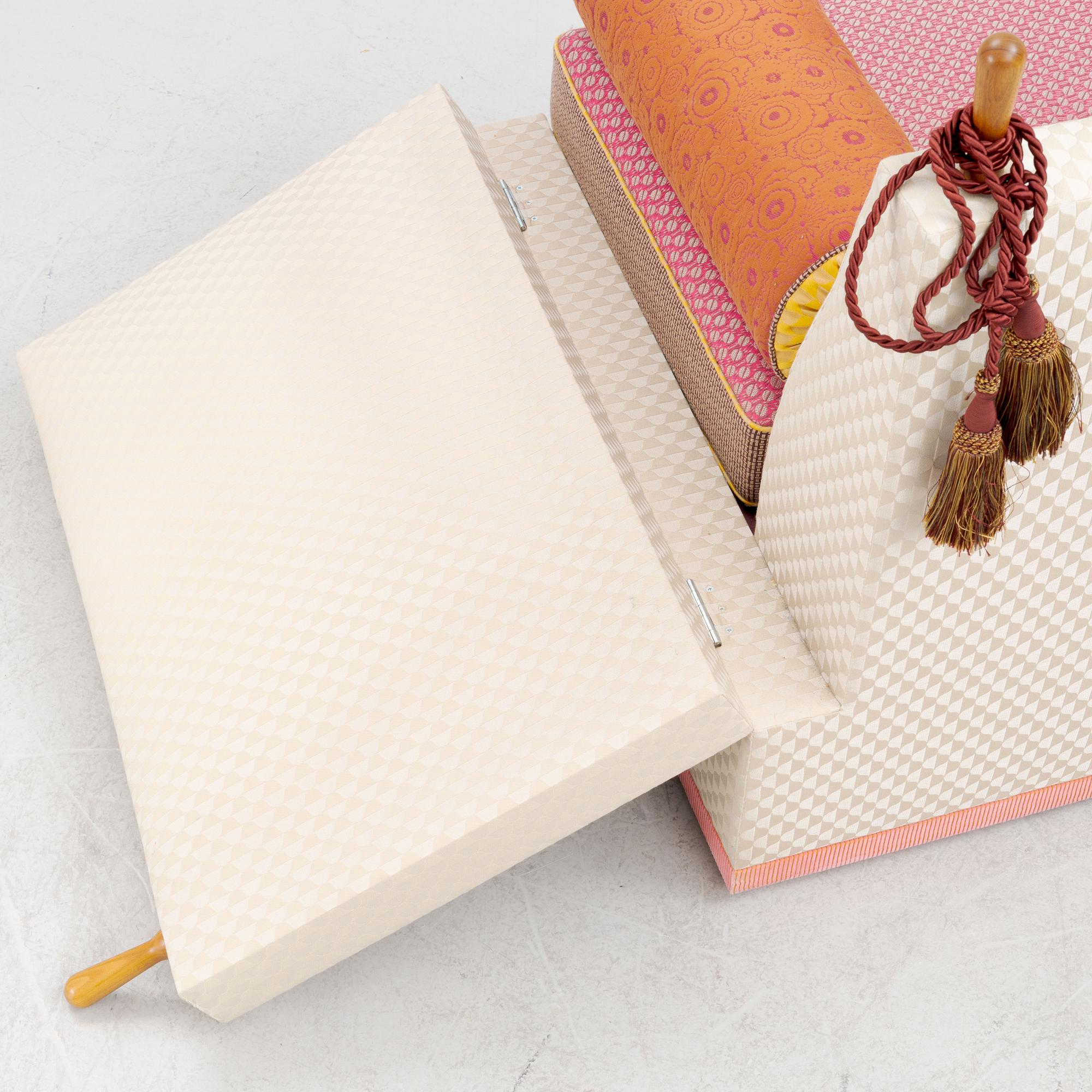 Ewa Alpsten, unique armchair, journeyman's test at Carl Malmsten Furniture Studies, 2010.