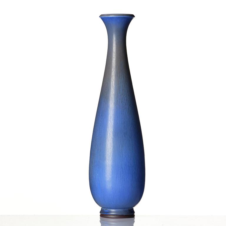 Berndt Friberg, a stoneware vase, Gustavsberg Studio, Sweden 1961.