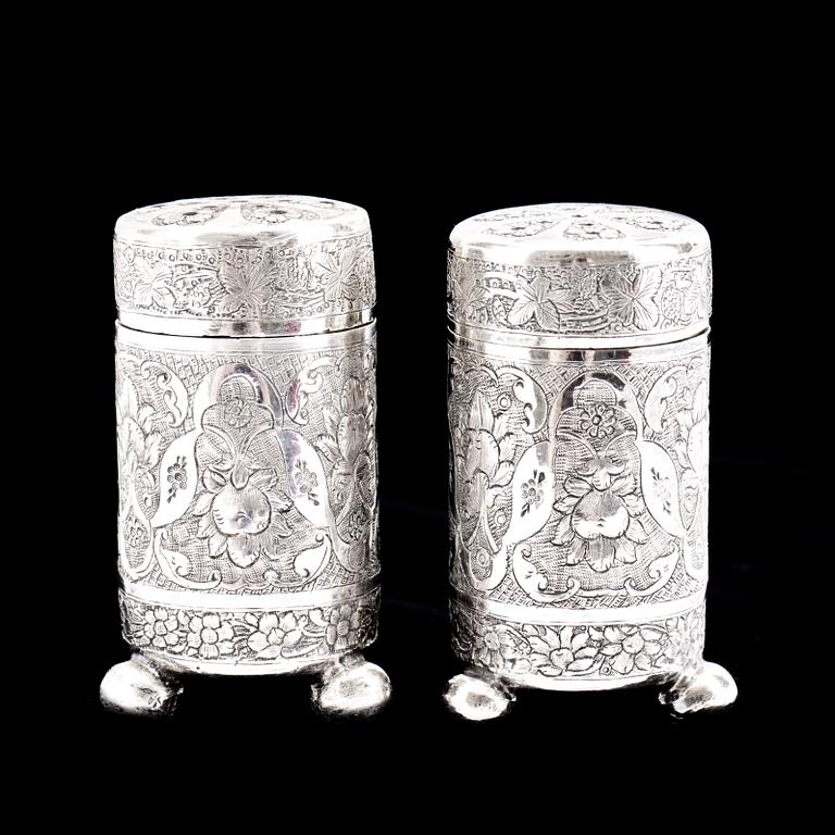 KRYDDSET, låghaltigt silver, 8 delar, ostämplat. Persien, 1900-talets mitt.