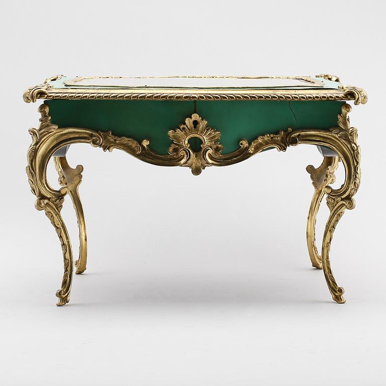 MINIATYRMONTERBORD, rokokostil, 1900-talets andra hälft.