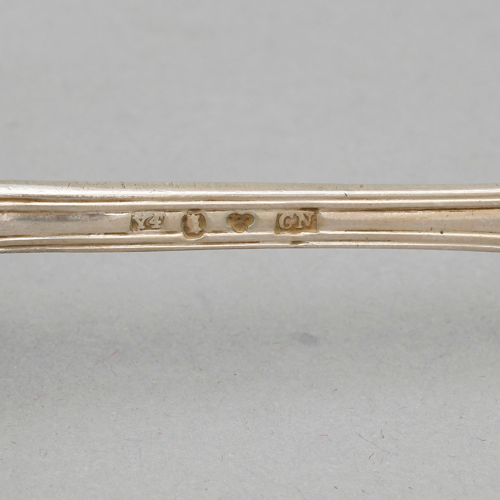 PARTI SILVER, 15 delar. Bl a Carl Nyström, Stockholm 1853, Tot ca 350 g.