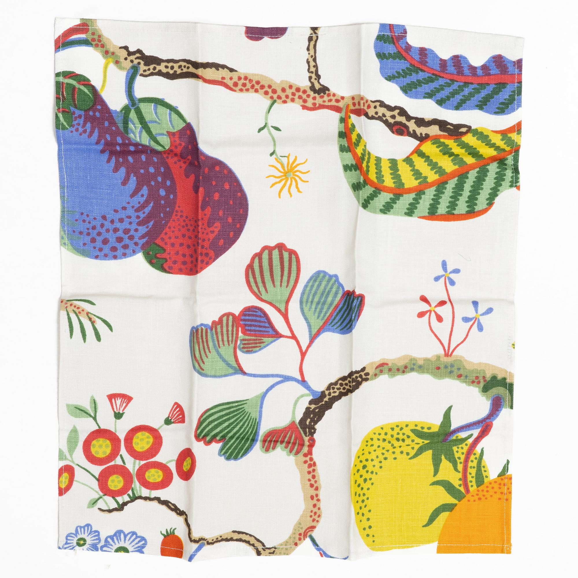 A collection of textiles, as well as a bag, Firm Svenskt Tenn.