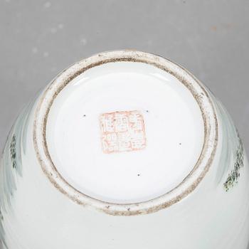 VAS, porslin, Kina, sannolikt republik (1912–1949).