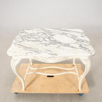 Salongsbord Rokoko-stil 1900-talets förta hälft.