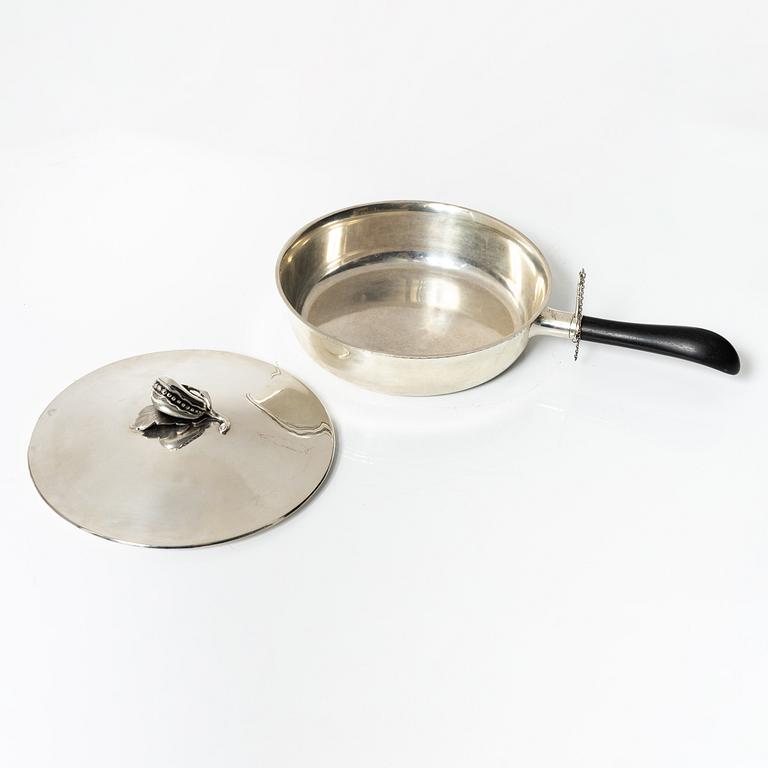 A Swedish silver dish and cover, marks of CF Carlman, Stockholm 1949.