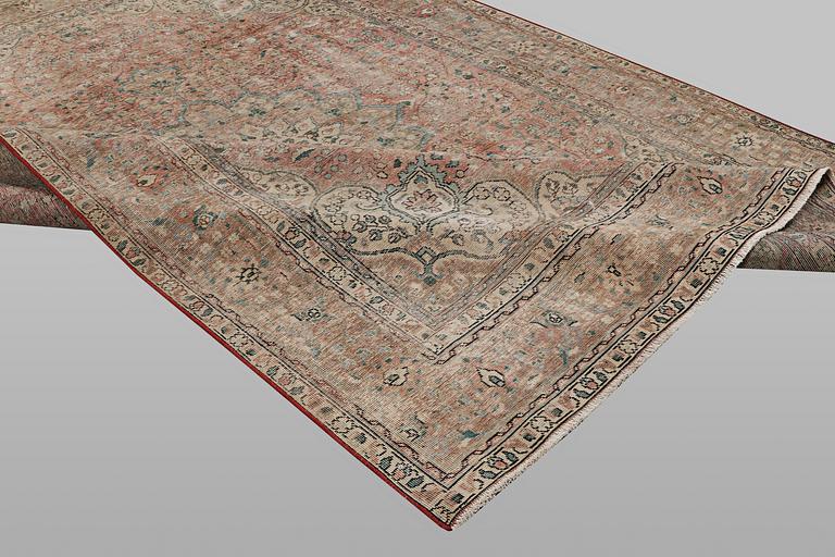 Matta, Persisk, vintage design, ca 268 x 179 cm.