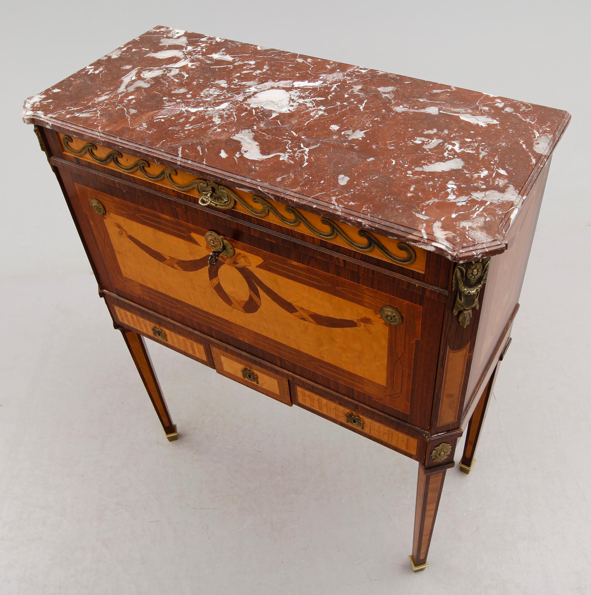 SEKRETÄR, gustaviansk stil, 1900-talets mitt.