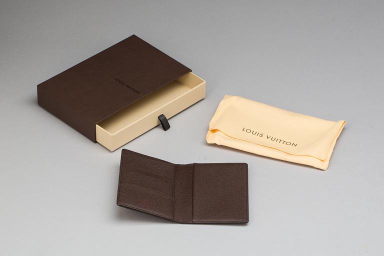 PASSFODRAL, Louis Vuitton.