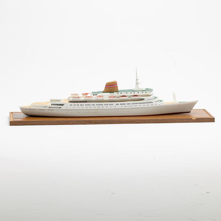 Sagafjord travel agency model / ship model.