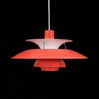 TAKLAMPA, PH-5, Poul Henningsen för Louis Poulsen, Danmark, 1900-talets andra hälft, höjd ca 27 cm.